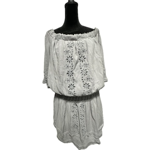 Tularosa Off-Shoulder Pintuck gray Dress L Short Puff Sleeves Lace‎ Trim Women's - Picture 1 of 6